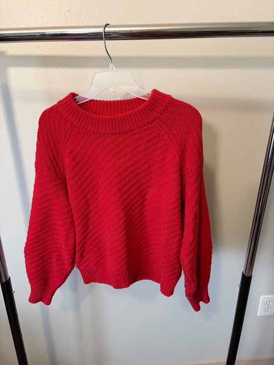 Universal Thread Sweaters - Universal Thread Bright Red Textured Crewneck Sweater